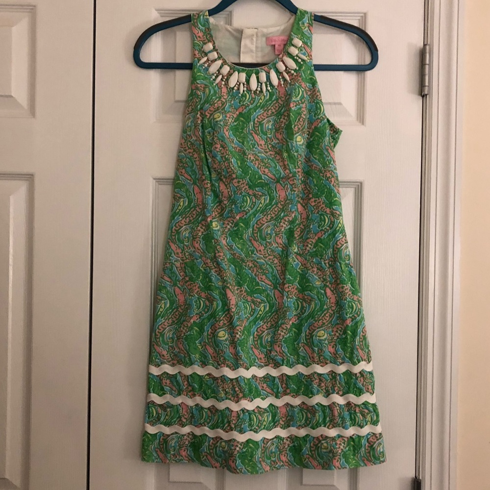 Lilly Pulitzer chomp chomp